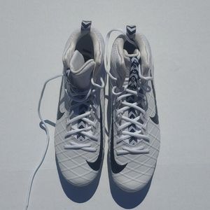 Nike Alpha Field General High Top Football Cleats